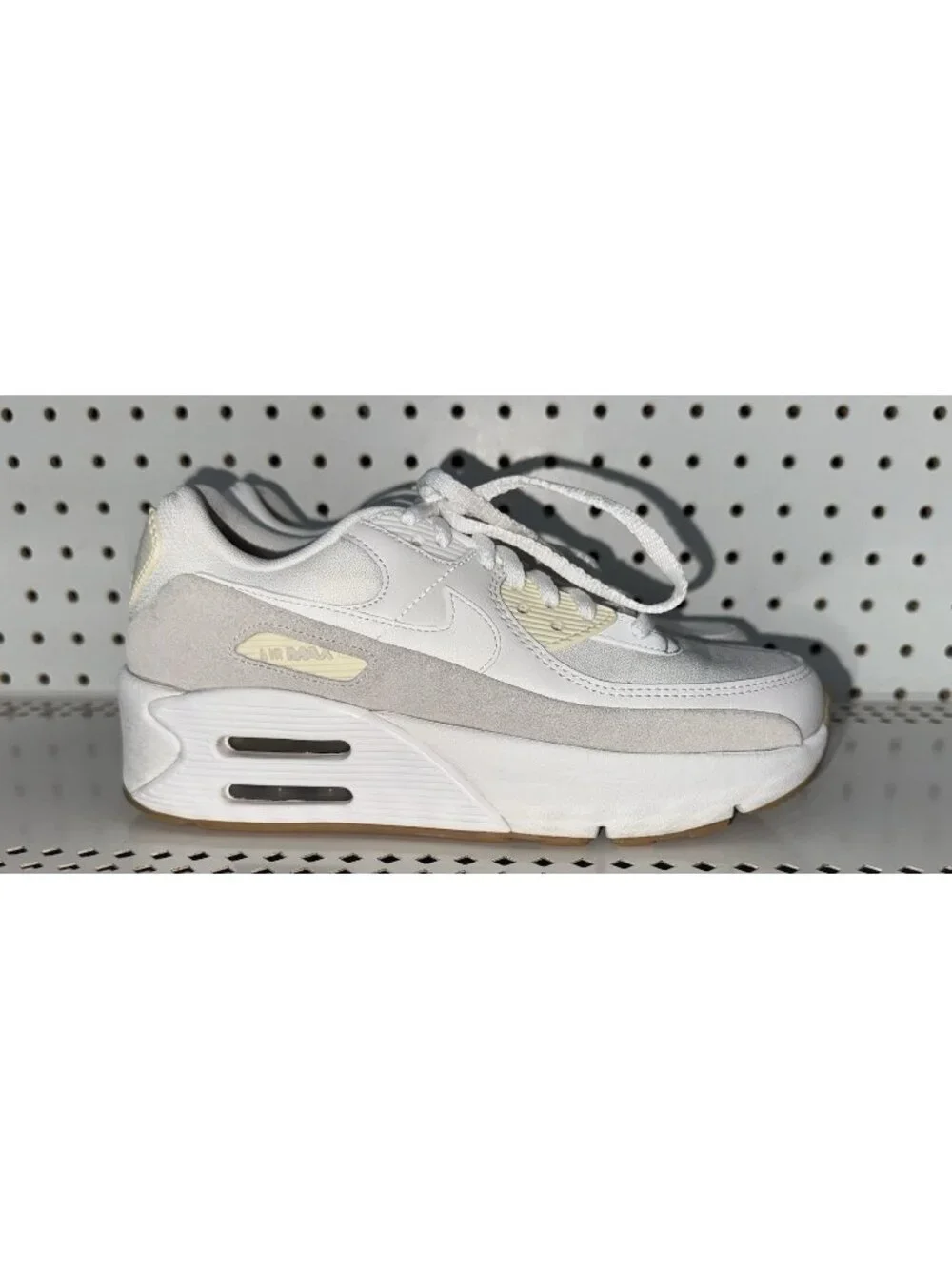 Nike Air Max 90 LV8 Sail Light Orewood Womens Athletic Shoes Sneakers Size 7.5